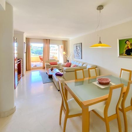Apartamento En Los Patios De Santa Maria Golf Marbella Ngoại thất bức ảnh