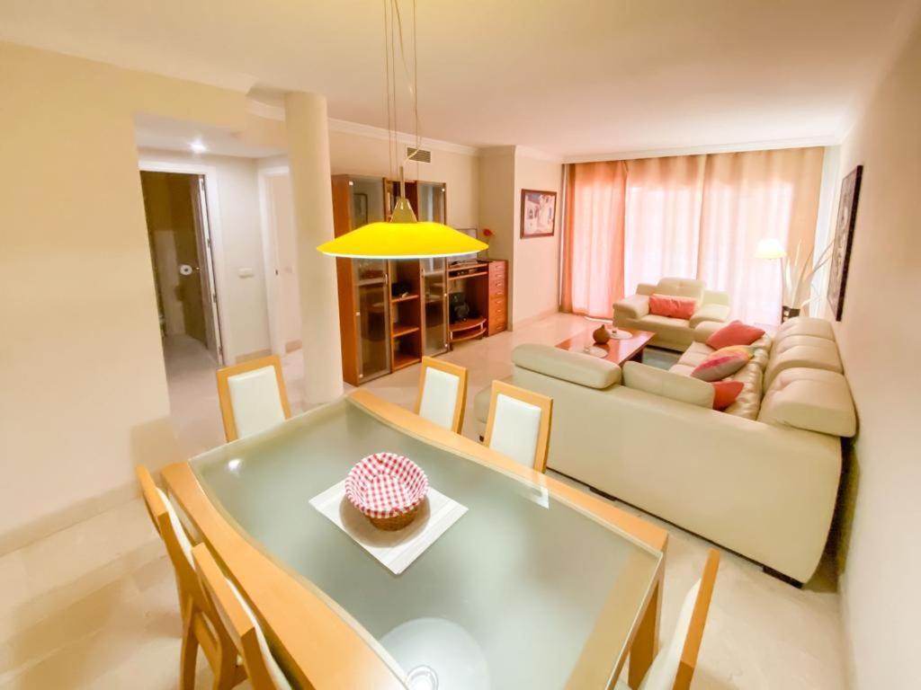 Apartamento En Los Patios De Santa Maria Golf Marbella Ngoại thất bức ảnh