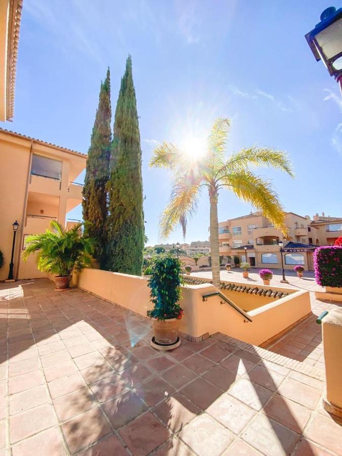 Apartamento En Los Patios De Santa Maria Golf Marbella Ngoại thất bức ảnh