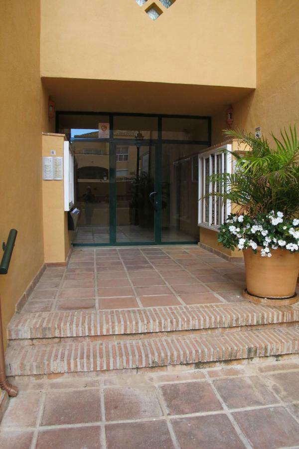 Apartamento En Los Patios De Santa Maria Golf Marbella Ngoại thất bức ảnh