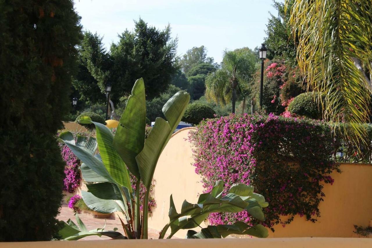 Apartamento En Los Patios De Santa Maria Golf Marbella Ngoại thất bức ảnh
